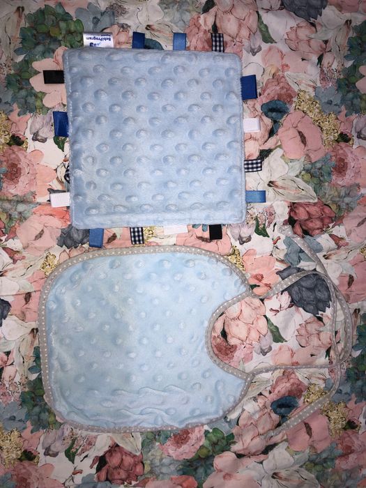 Śliniak i otulacz minky