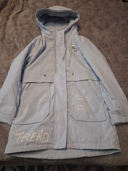 Осіння куртка для дівчинки ріст 140