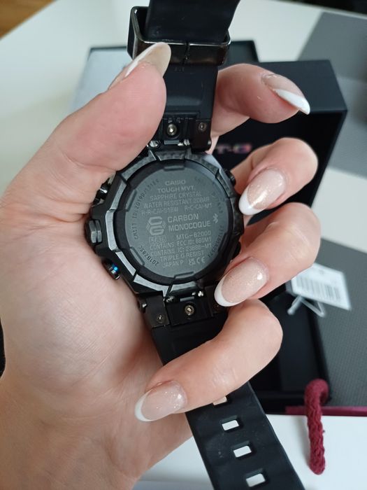 Zegarek MTG-B2000YR-1AER Casio G-Shock