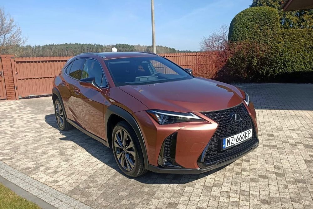 Lexus UX