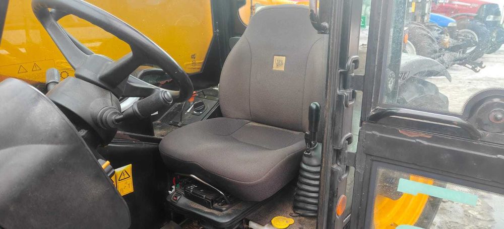 Ładowarka teleskopowa JCB 527-58