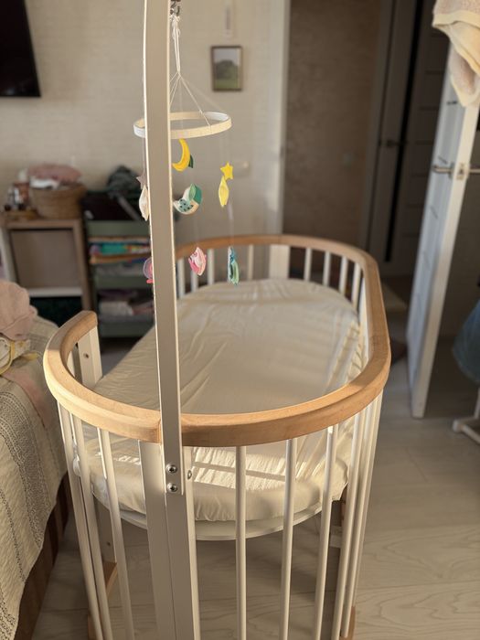 Дитяче ліжко ovalbed із маятником + 2 матраци