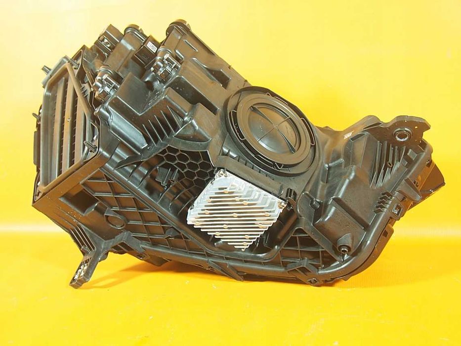 Audi Q3 83A Фара Фари передні ліва права FULL LED MATRIX USA EU 83A941033B 83A941034B