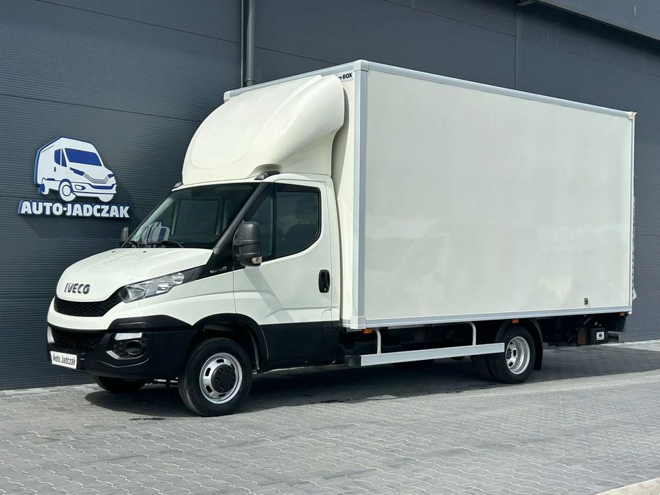 Iveco Daily 40C15 35C15 3.0 HPI Kontener 9 palet + winda 1000kg + drzwi boczne **Bez Adblue**KLIMA**Serwis**Sprowadzony**  **DMC 3,5t**Prawo jazdy kat. B**