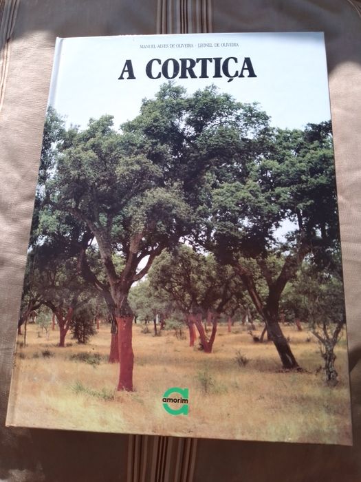 A cortiça-Manuel Alves de Oliveira -Leonel de Oliveira 1 edição -Com  caixa de cortiça- Amorim- 10E - Planta Salsa-5E Desde 2E