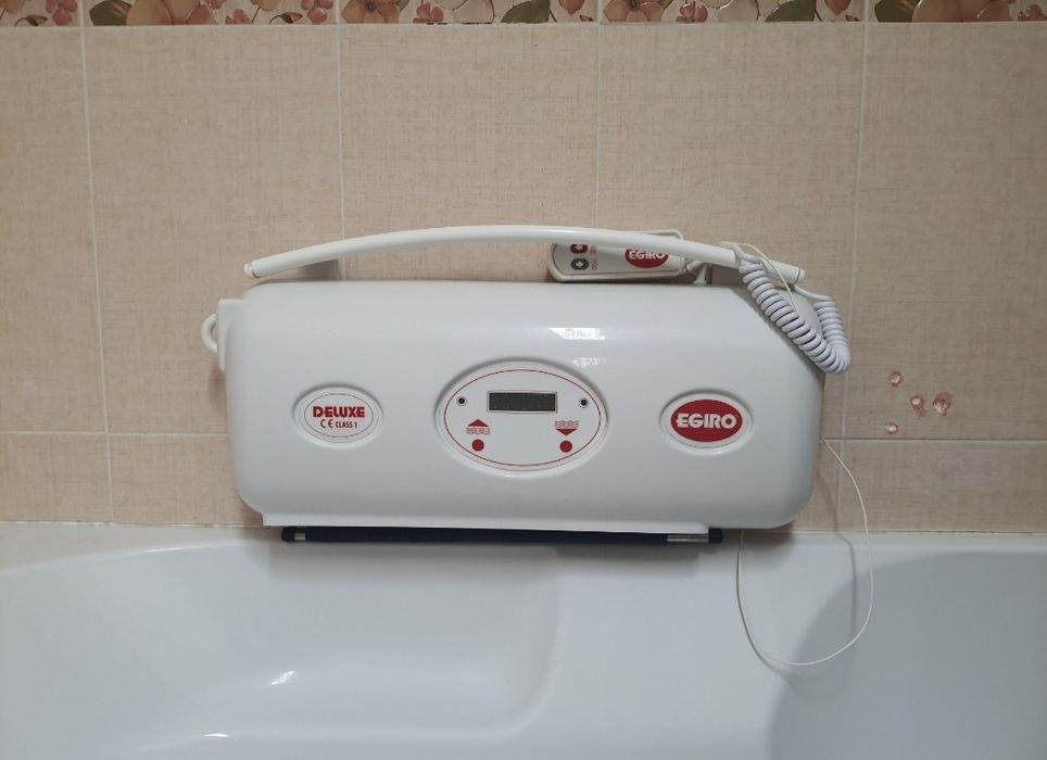 Cadeira elevatória para banho