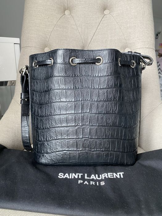 Oryginalna torebka Saint Laurent bucket bag Emmanuelle skórzana