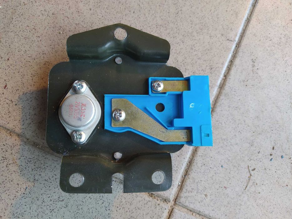 Bizon regulator napięcia re28v