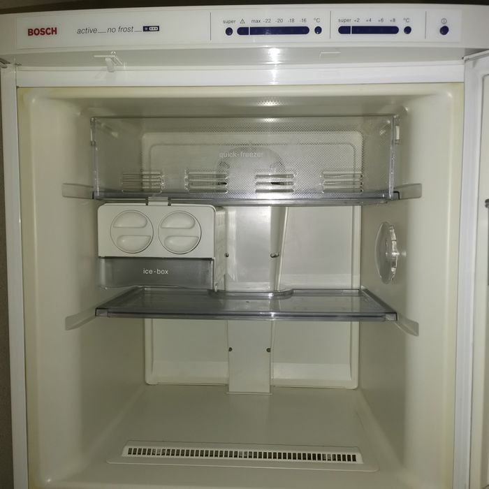 Холодильник Bosch ksu 32600 ie/07