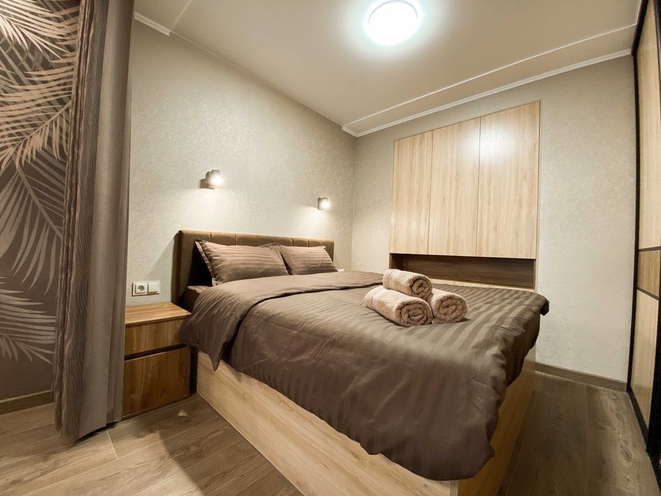 Затишні апартаменти в Центрі біля Корпусного саду - Мережа HELEN