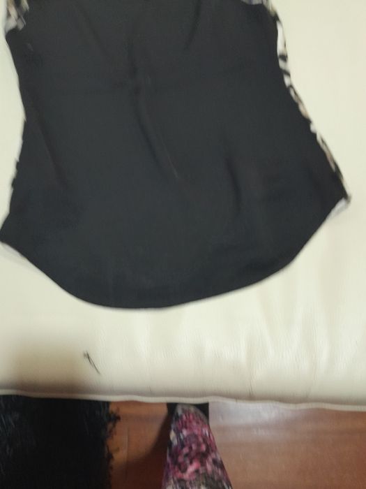 Camisola Guess sem manga