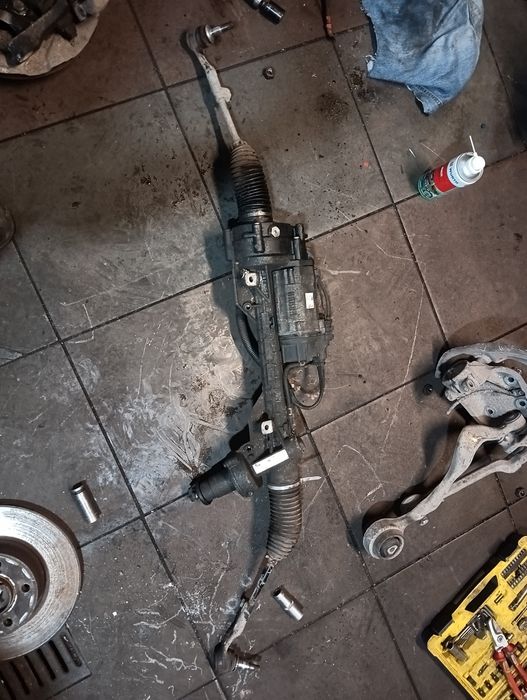 Przekładnia kierownicza maglownica ELEKTRYCZNA BMW E90 E91 E92 E87 e81