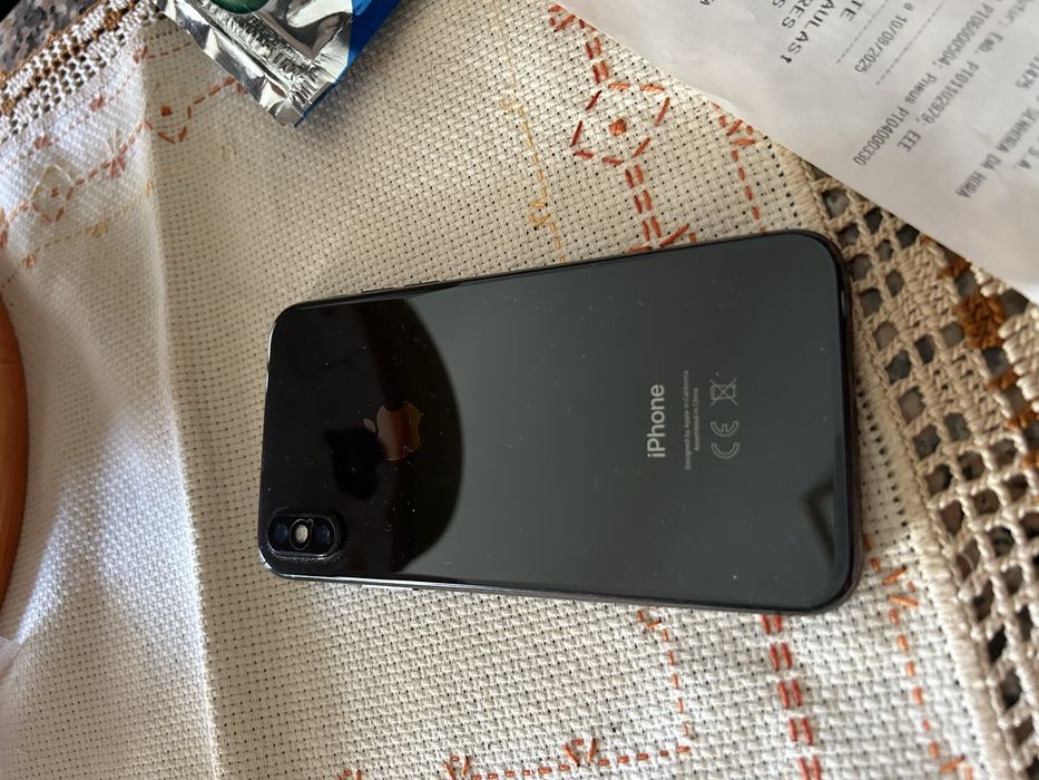 Vendo Iphone x preto de 64 gb
