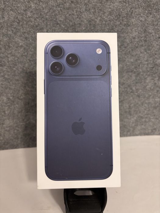 Iphone 17 Pro Max 256GB Deep Blue Selado (Aceito retomas)