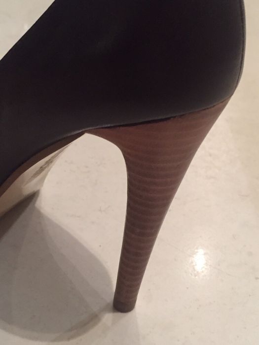 NOWE szpilki Moschino