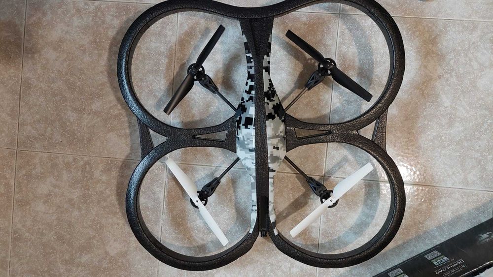 Parrot AR Drone 2.0