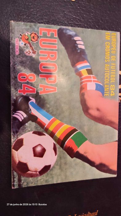 Caderneta de futebol 84 completa