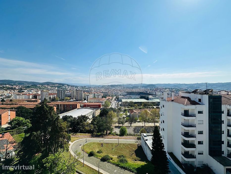 Apartamento T4 para venda