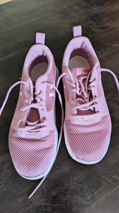 Кросівки жіночі Asics