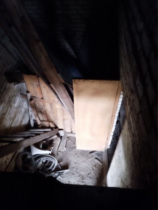 Продається половина будинку Селище Миколаївка