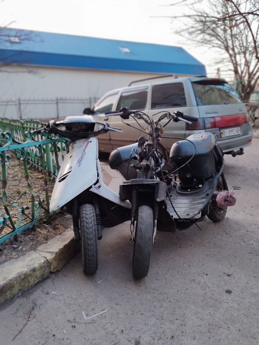 Ямаха джог артистик