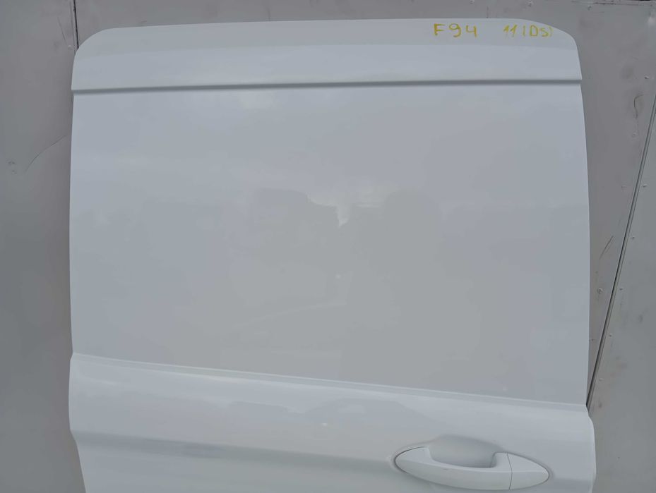 Ford Transit Courier – Drzwi przesuwne prawe E94-11