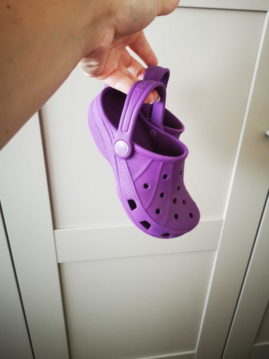 Crocs  buty sandały fioletowe C10/11  27-28