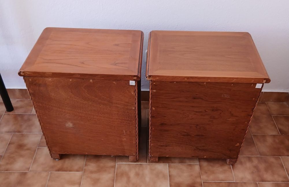 2 Mesinhas Cabeceira / Bedside Tables
