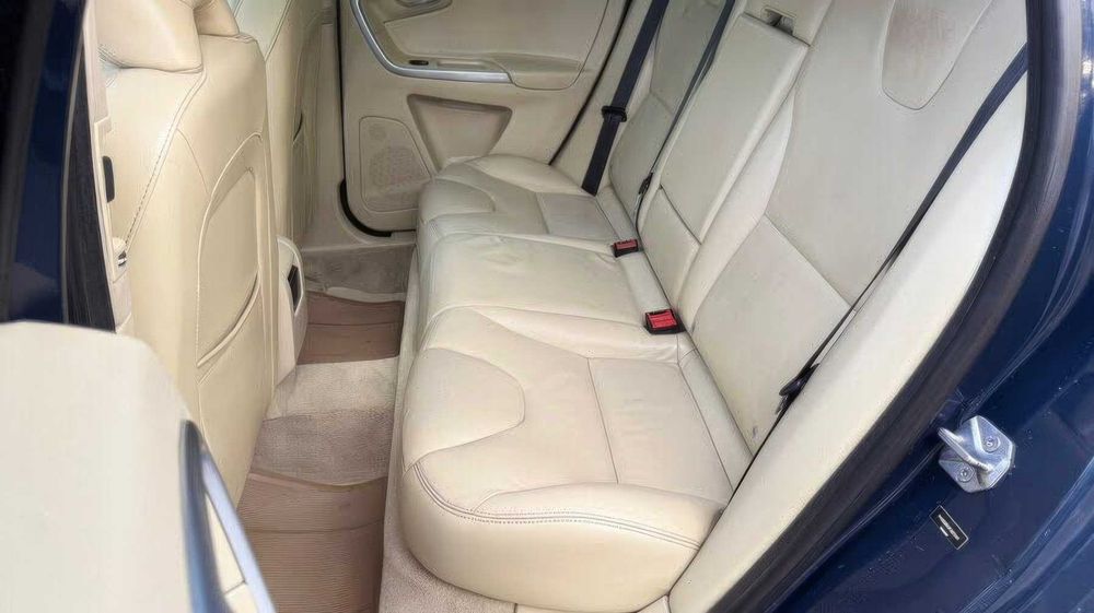 Volvo XC60 T5 Drive-E Premier      2015