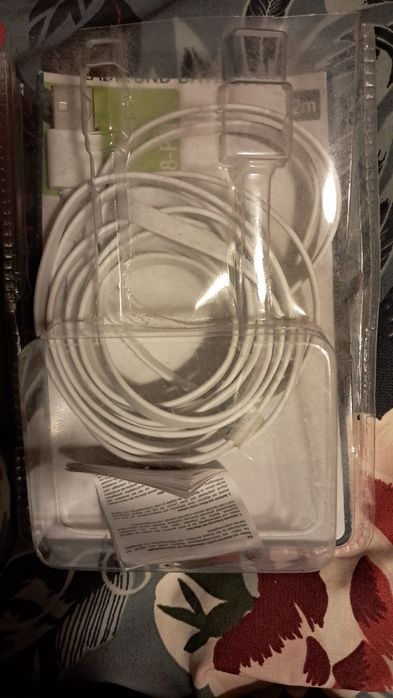 Kabel do ładowania i przesyłki danych dla iPhone