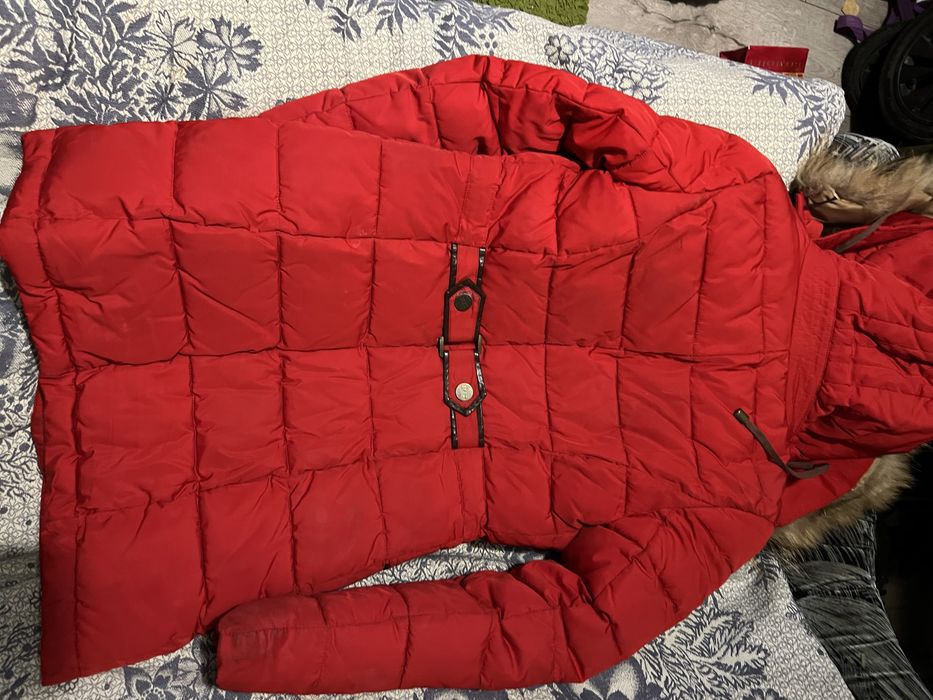 Продам зимову куртку /парку продам зимнюю куртку парка пуховик