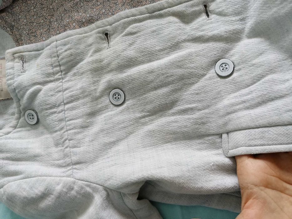 Zara 122 cm elegancka, stylowa kurteczka, miękki materiał, dość ciepła