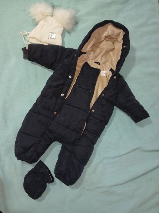 Продам дитячі коомбінізони.Маю лоти речей від 68, 74,80