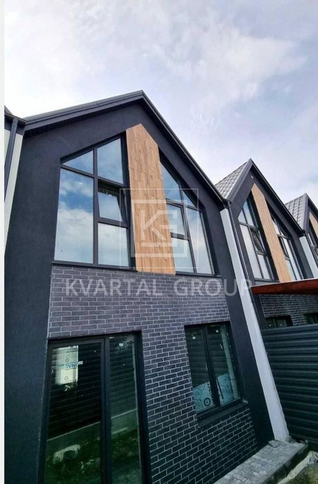 Продаж таунхаусу в передмісті Києва за привабливою ціною