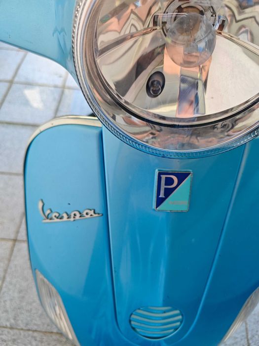 Piaggio Vespa LX 50 (2008) – Apenas 4.570 km