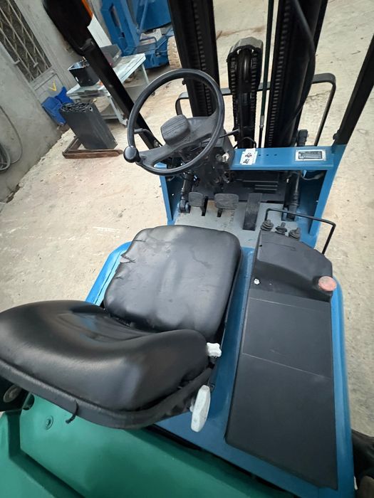 Empilhador Caterpillar GP15 – 1.500 kg