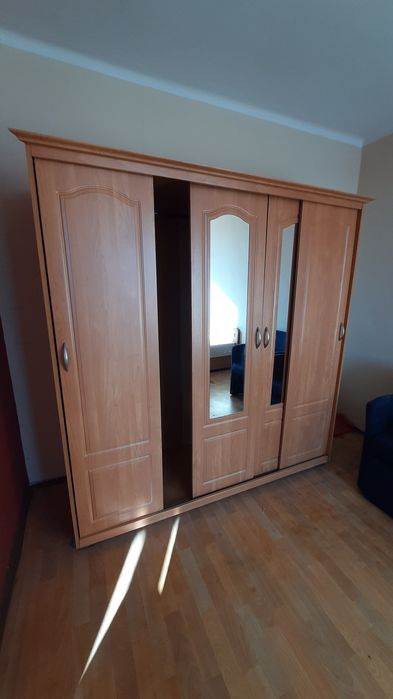 Zestaw mebli Szafa Łóżko Komoda