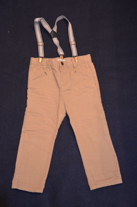 Spodnie chłopięce OKAIDI OBAIBI beżowe rozmiar 86 cm STAN IDEALNY!