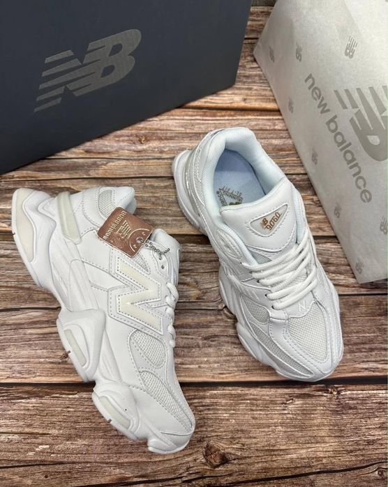 New Balance 9060