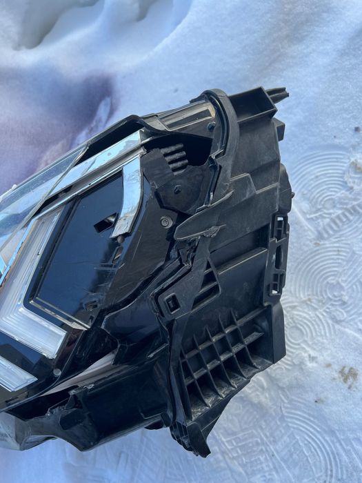 Фара передня ліва ауді Q3 F3 2019-2025