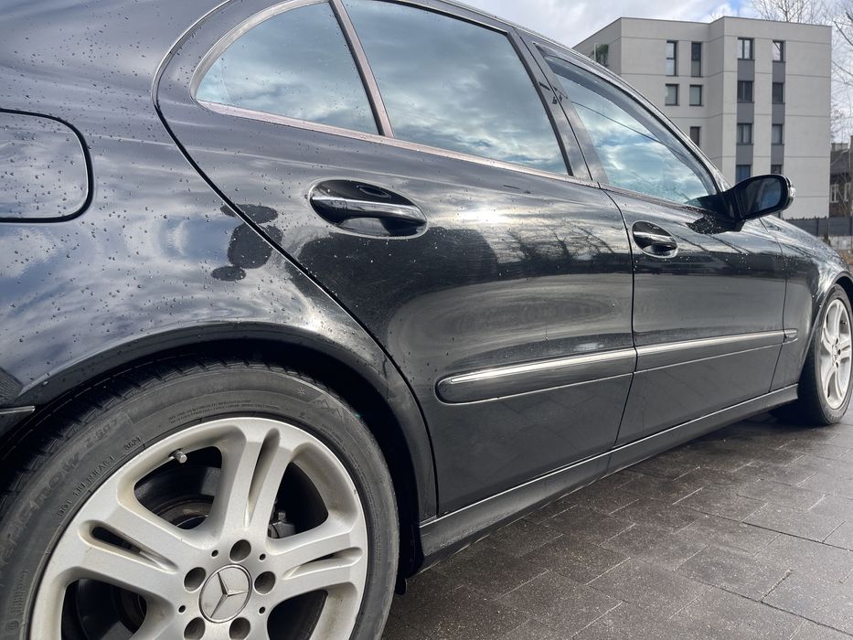 Mercedes-Benz W 211 2.2 Reserwacja do 28
