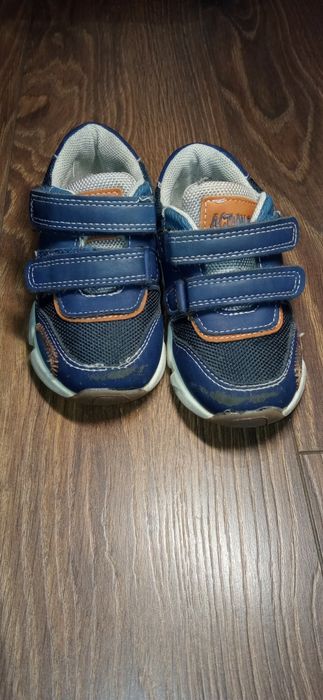 Sneakersy chłopięce Action Boy, rozm. 23,  stan dobry