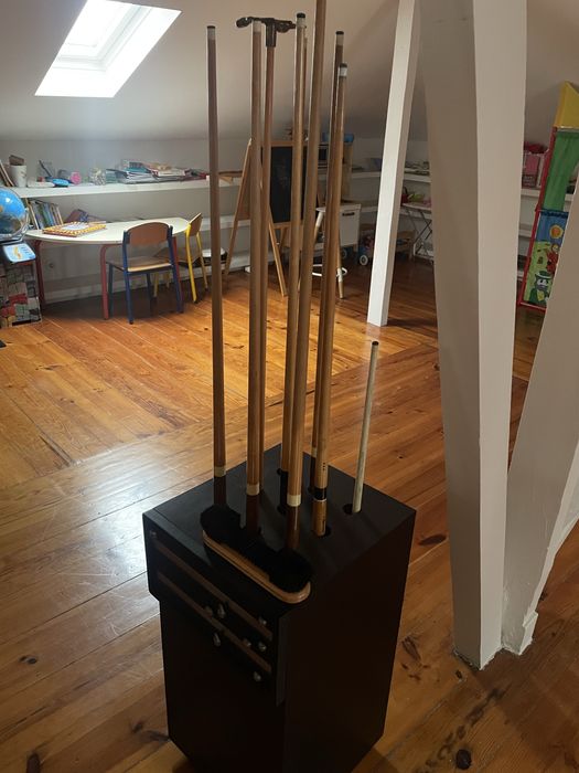 Mesa bilhar, comprada em antiquario. Anos 40