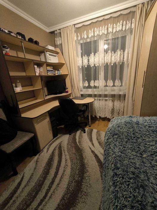 Продається 3 квартира по вул. Руській