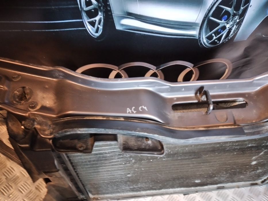 Audi a6 c4 pas przedni chłodnice 1.9 tdi