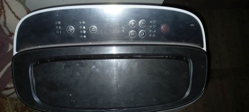 Кондиціонер, працював одне літо