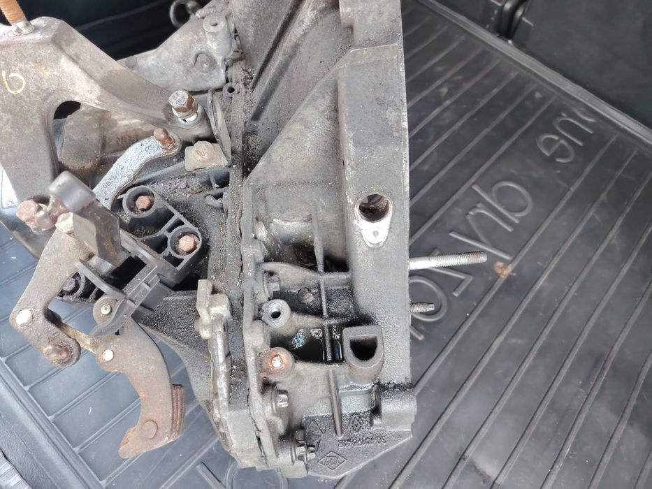skrzynia biegów 1,5 dci JR5060 Renault clio IV captur dacia