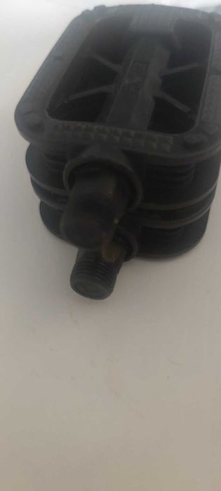 Pedały szosowe kpl.L+P,plastik,antypoślizgowe,7x11x2cm,czarne,odblask