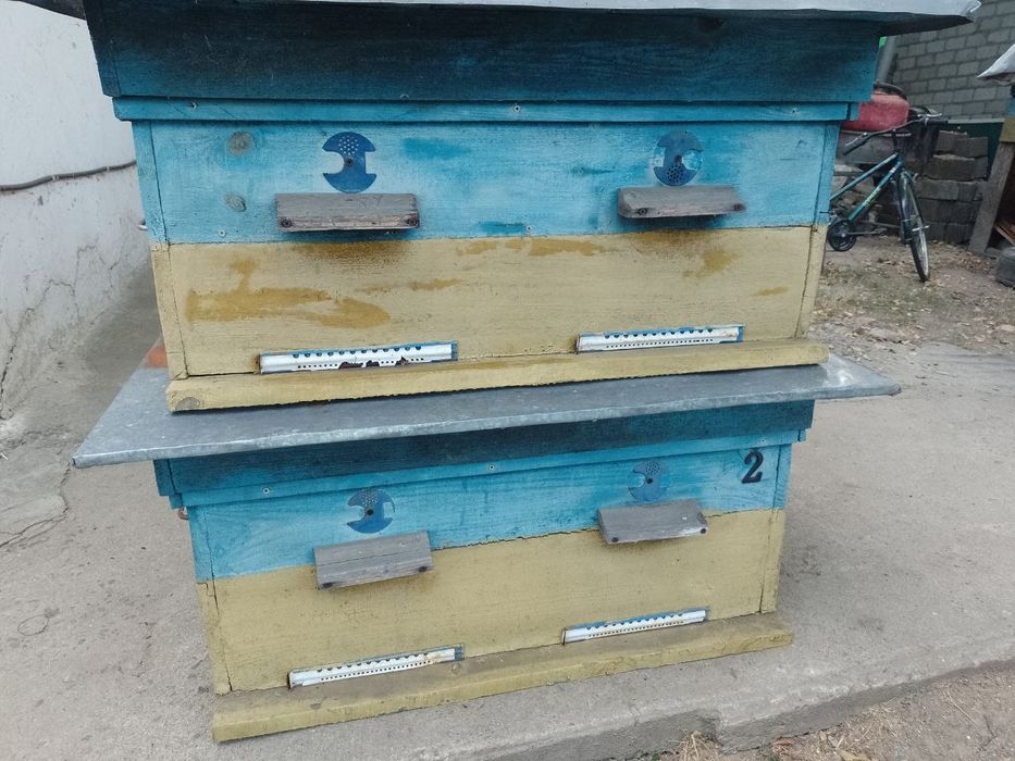 Продам вулики . Є в наявності 12 шт