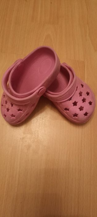 Klapki piankowe 22 dziewczęce
